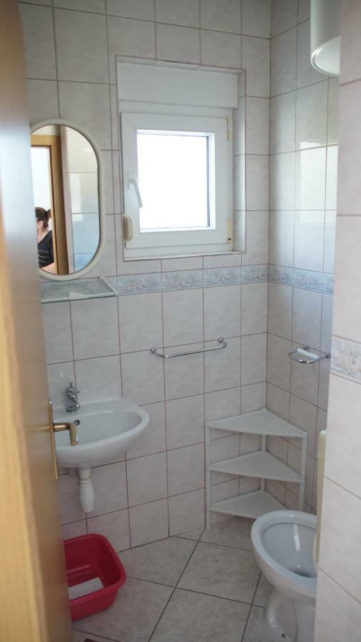 Apartmani Sipic , Bilo - Primošten Екстериор снимка