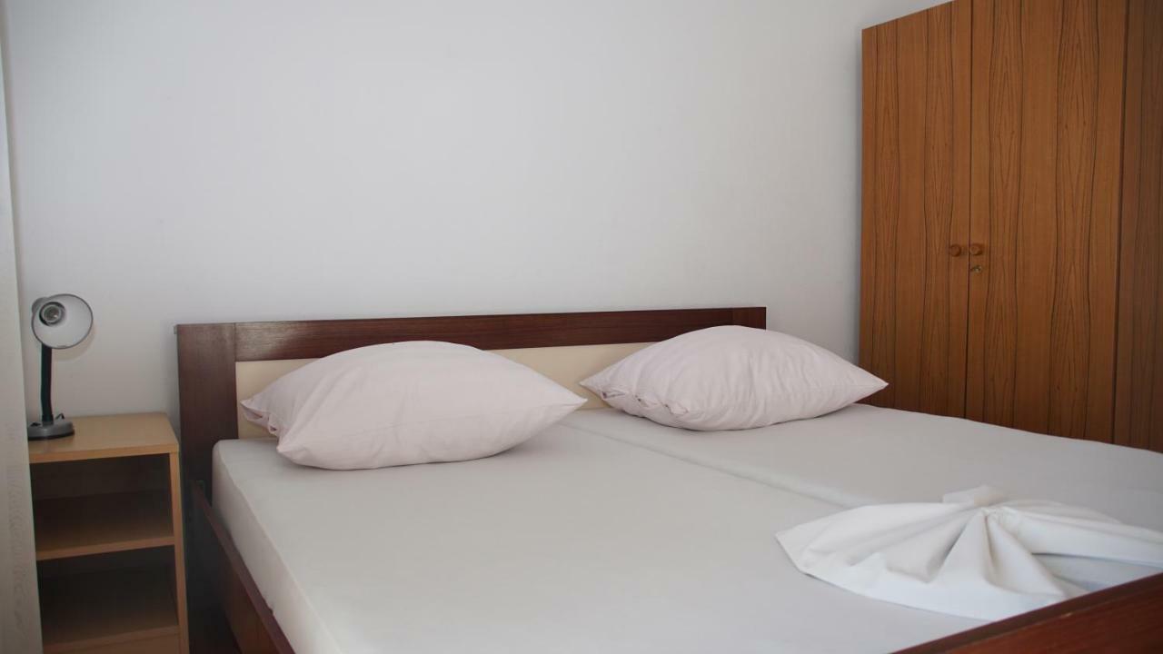 Apartmani Sipic , Bilo - Primošten Екстериор снимка