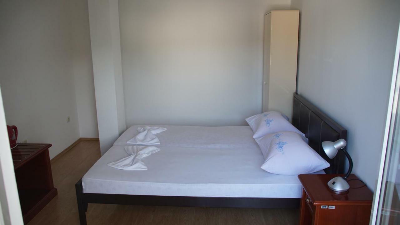 Apartmani Sipic , Bilo - Primošten Екстериор снимка