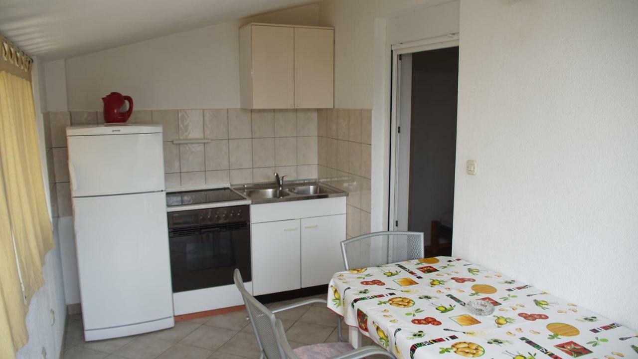 Apartmani Sipic , Bilo - Primošten Екстериор снимка
